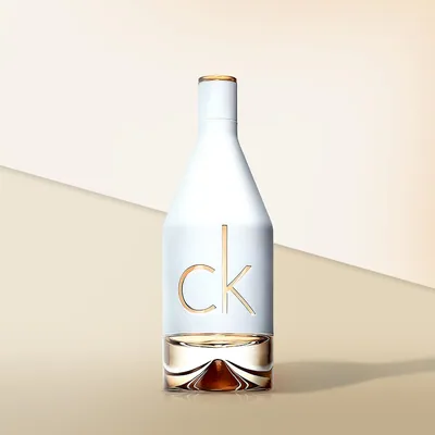 Calvin Klein CK IN2U Eau de Toilette para mujer, perfume — foto 5